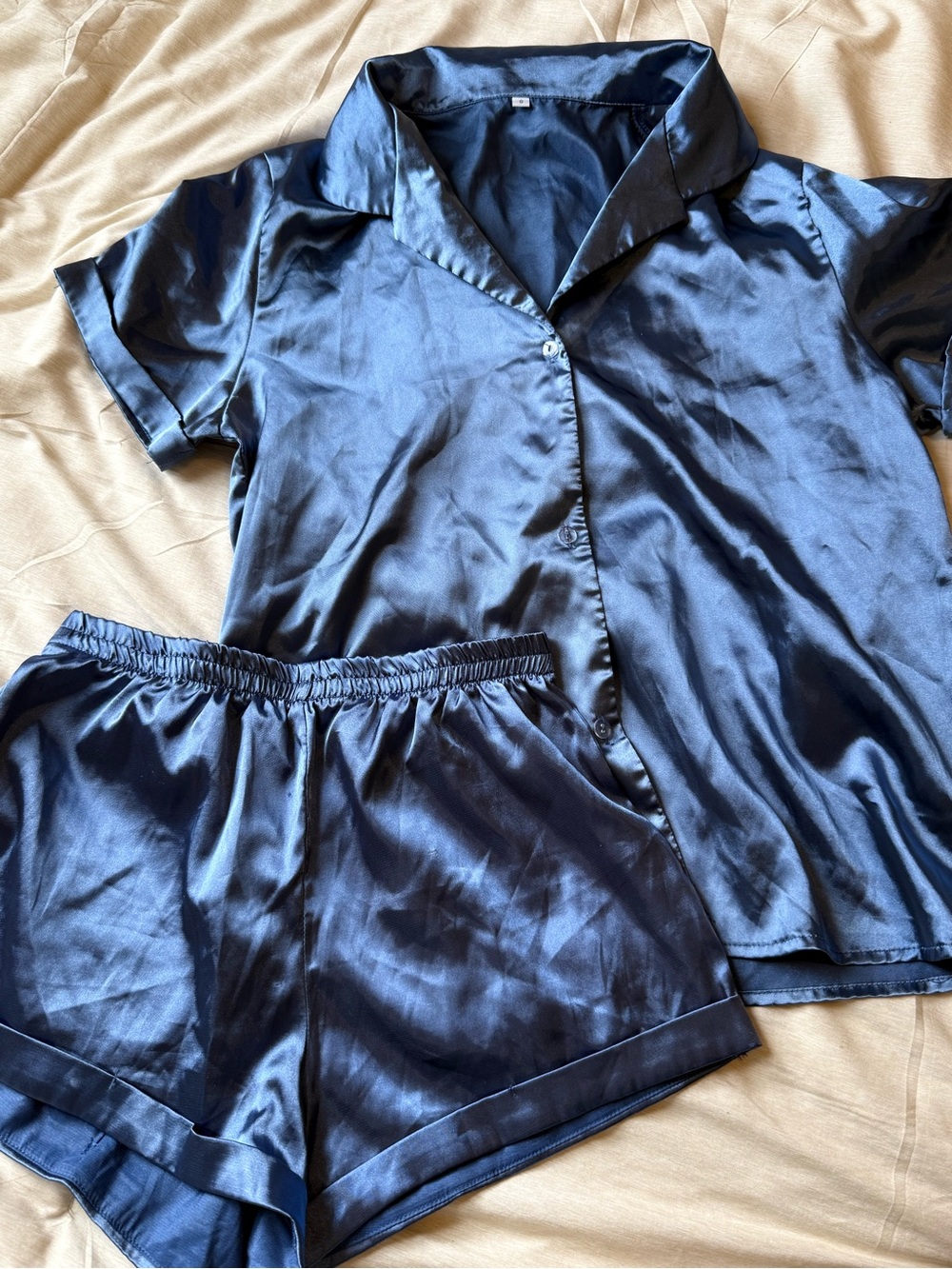 Satin like sleepwear set